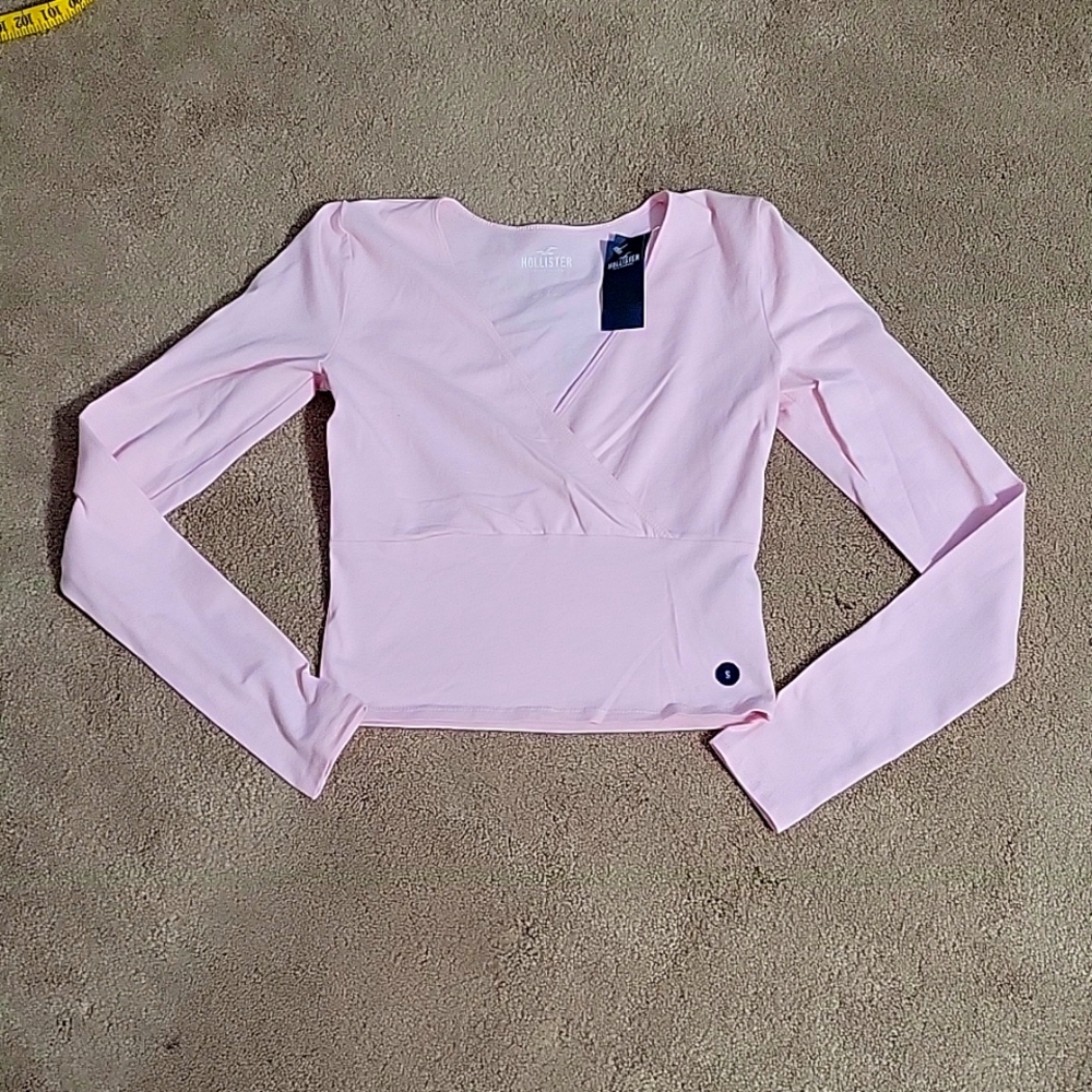 NEW Hollister crop baby long sleeve tee in a light pink